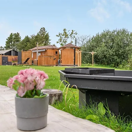 Semesterbostad Ingebore - 500m From The Sea By Interhome *
