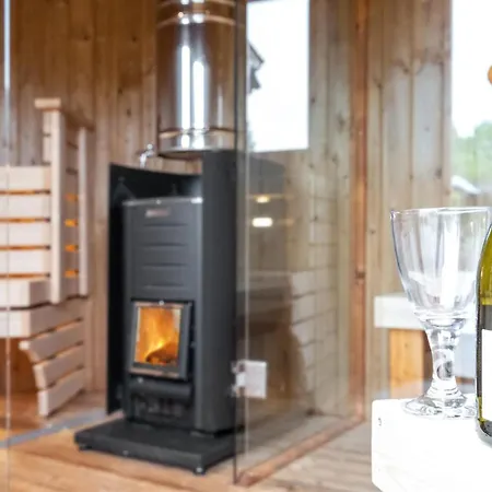 Ingebore - 500m From The Sea By Interhome *